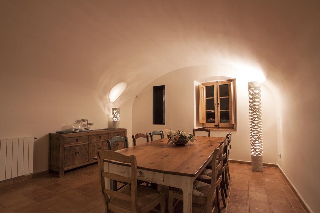 Maison d'hôtes Mas Valenti 1511 à Vall-Llobrega Extérieur photo