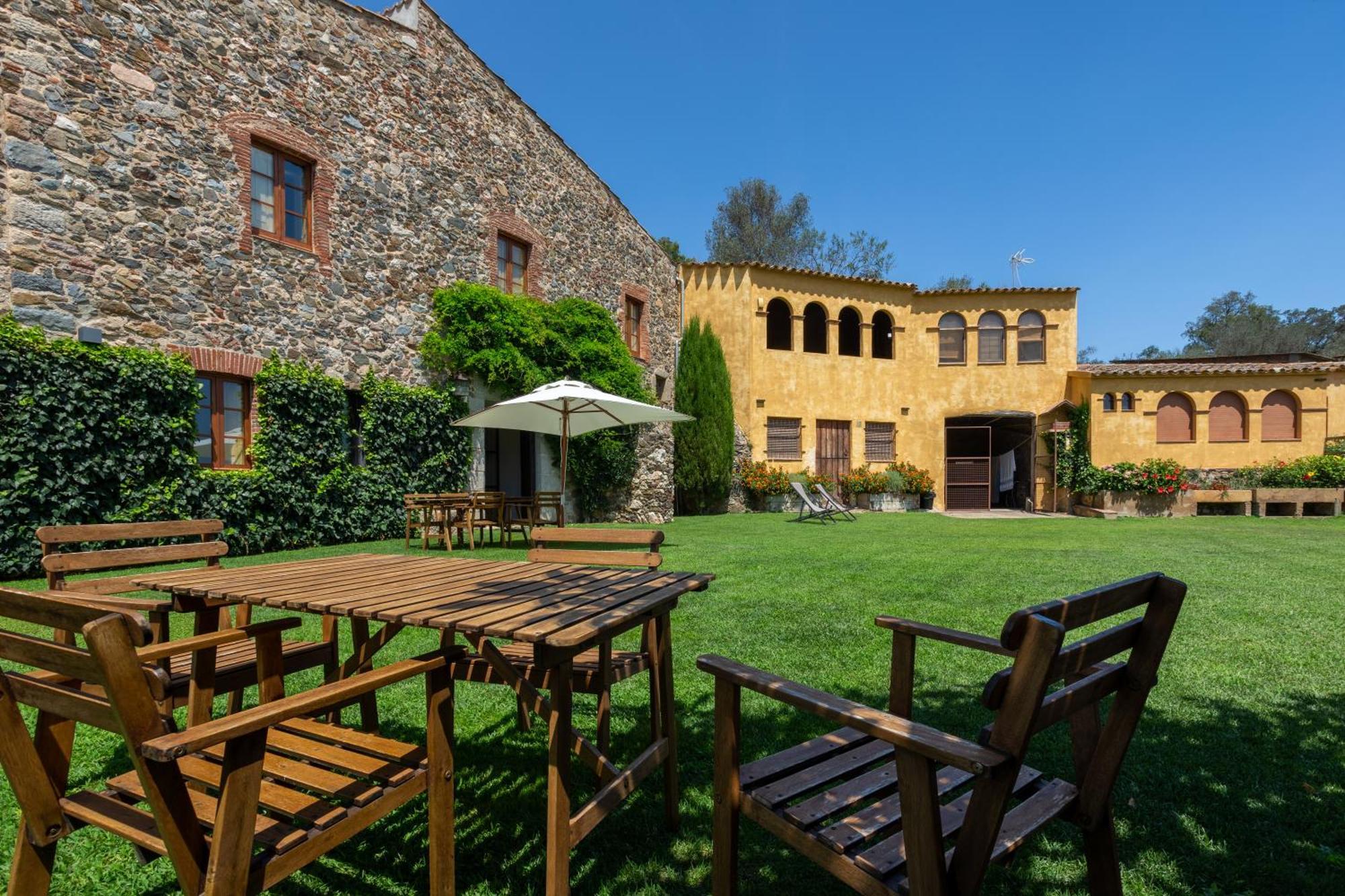 Maison d'hôtes Mas Valenti 1511 à Vall-Llobrega Extérieur photo