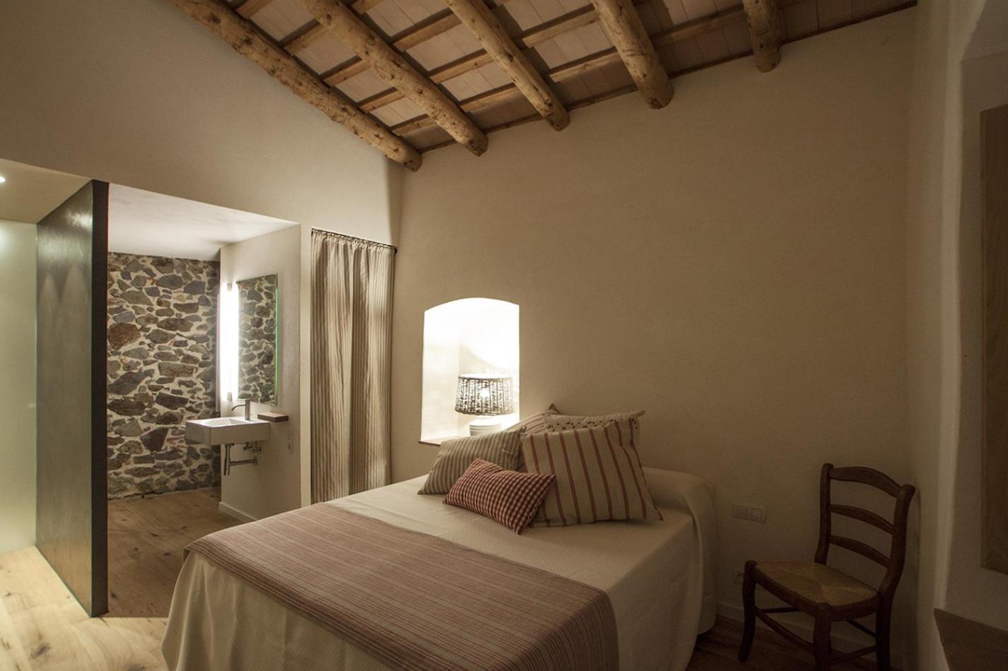 Maison d'hôtes Mas Valenti 1511 à Vall-Llobrega Extérieur photo